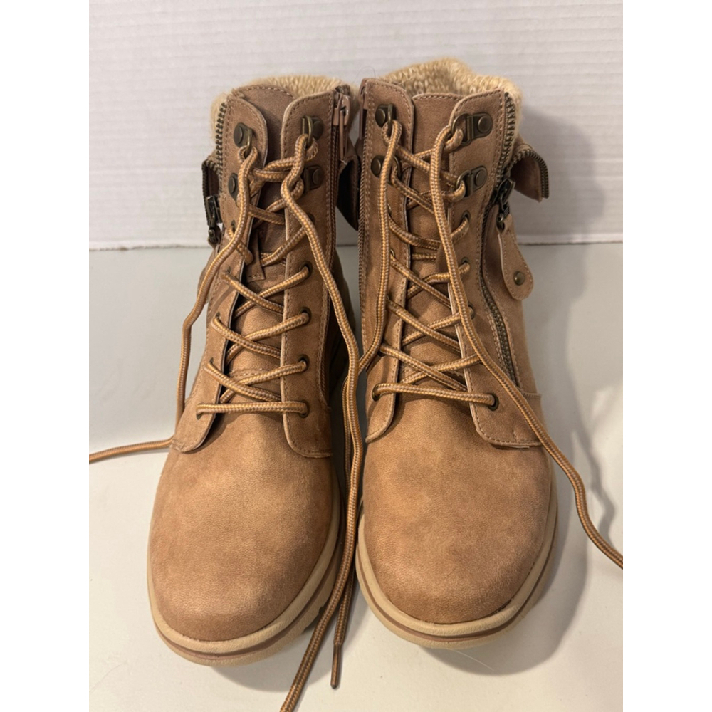 Women's Cliffs Brown Ankle Boots Size 7.5M